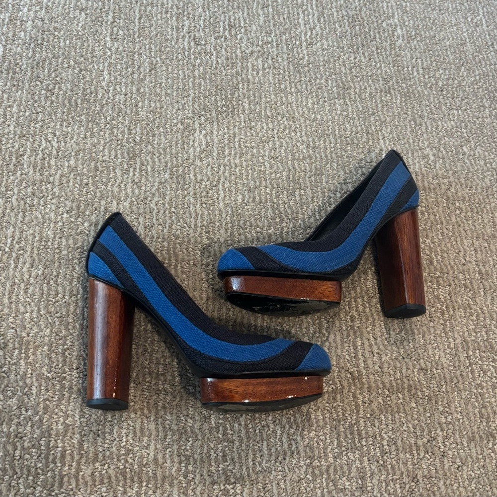Elegant Blue and Black Platform Heels